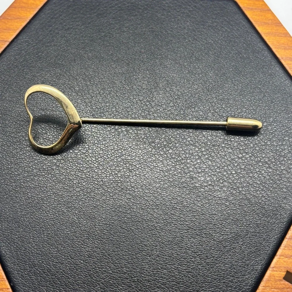 Gold Tone Open Heart Stick Pin Minimalist Lapel Scarf Tie Pin Accessory
